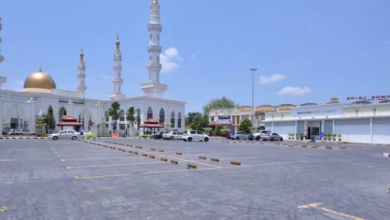 Halaman Masjid